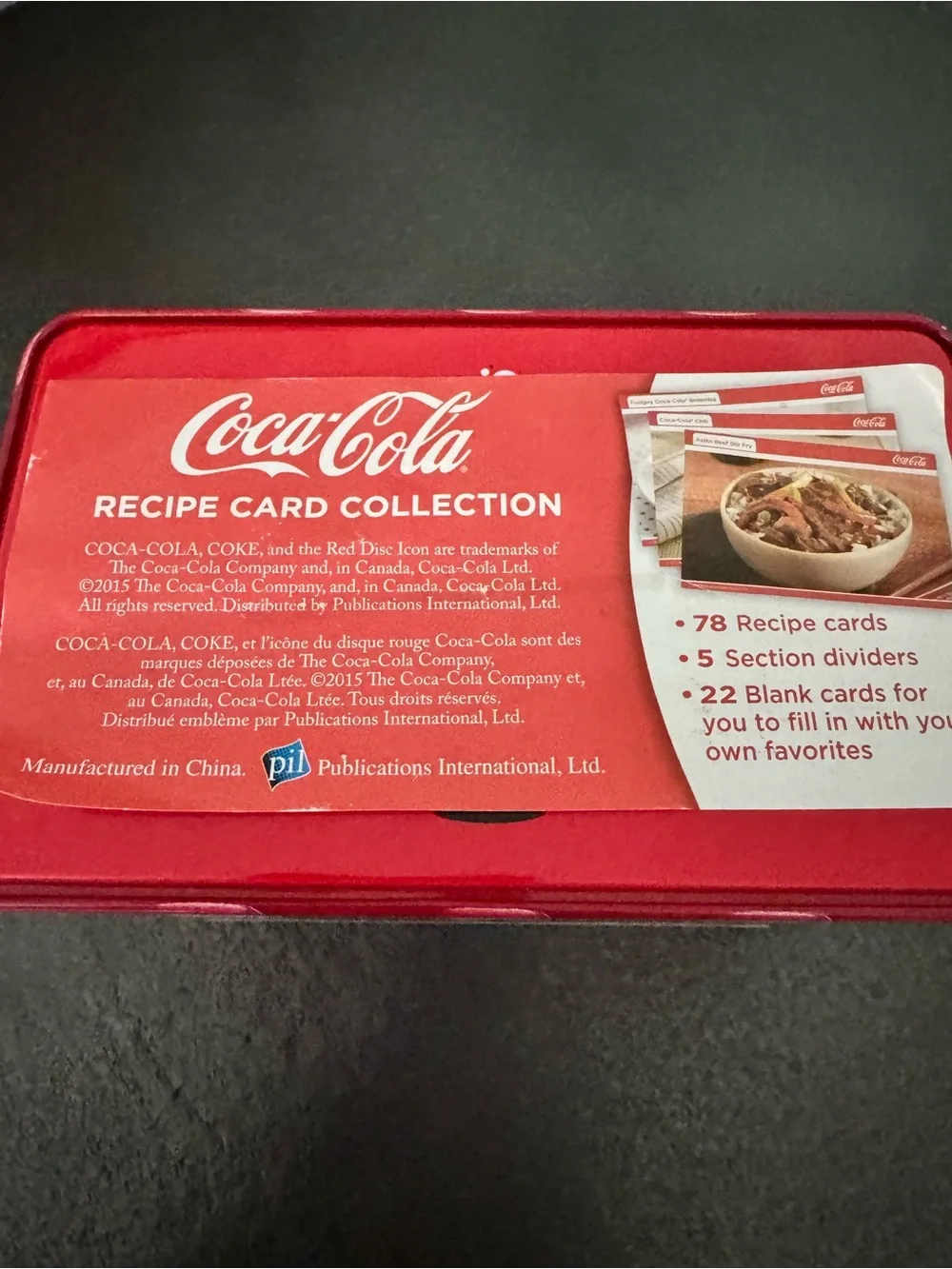 Coca Cola Red Metal Recipe Box with Classic Bottle Graphics 78 Recipes/22 Blank